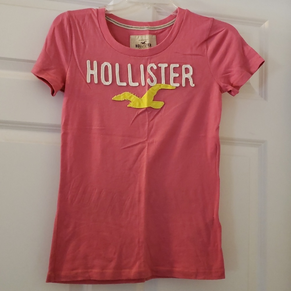 Hollister t shirt